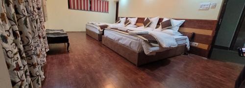 Superior Family Room