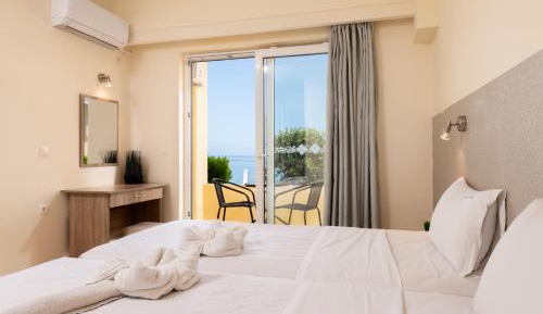Superior Twin Room with Sea View