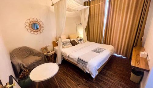 King Room with Balcony