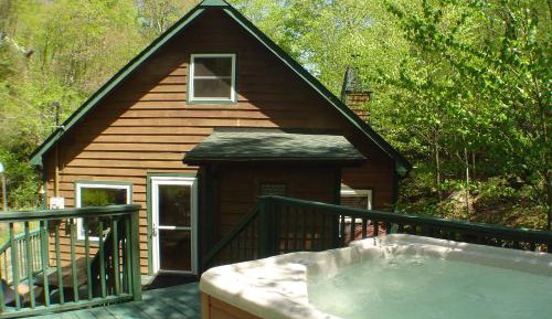 Three-Bedroom Holiday Home 