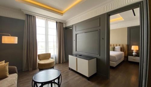 Executive Suite
