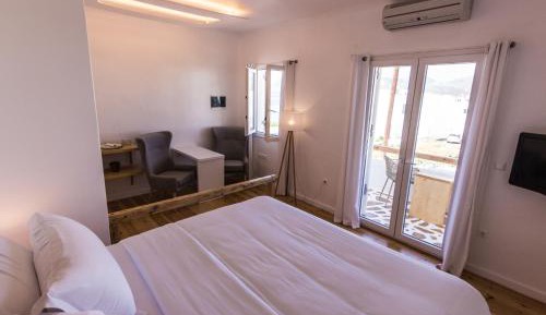 Triades Executive Double Room with balcony and side sea view