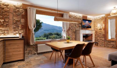 Double Room with Mountain View