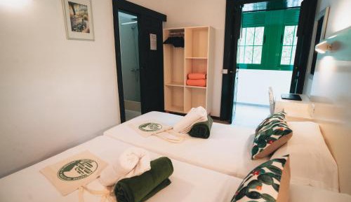 Twin Room with Private Bathroom