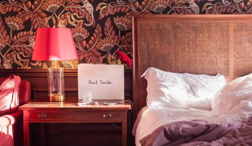 Deluxe Queen Room
