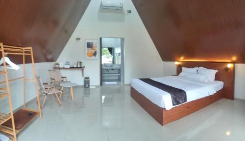 Standard King Room