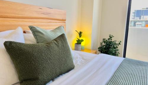 Harbor View, Two Bathroom with Car space