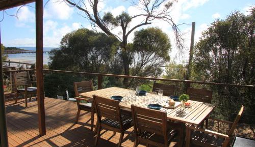 Three-Bedroom Holiday Home 