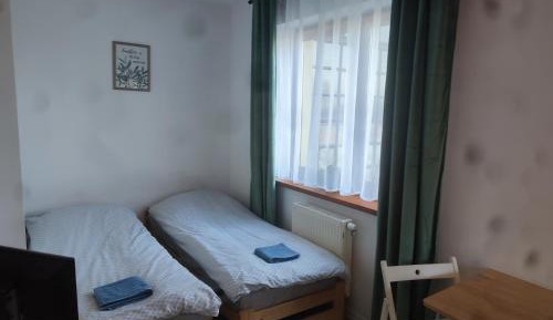 Apartment with Shower