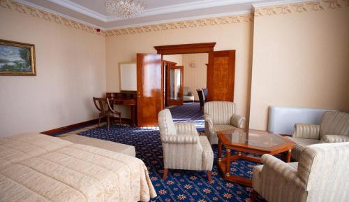 Presidential Suite