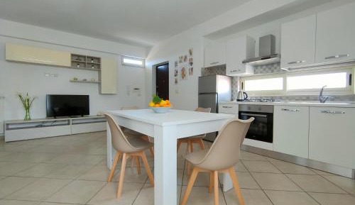 Three-Bedroom Apartment with Balcony