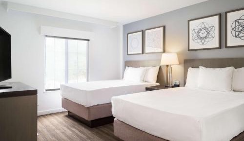 One-Bedroom Suite with Two Double Beds and Sofa Bed