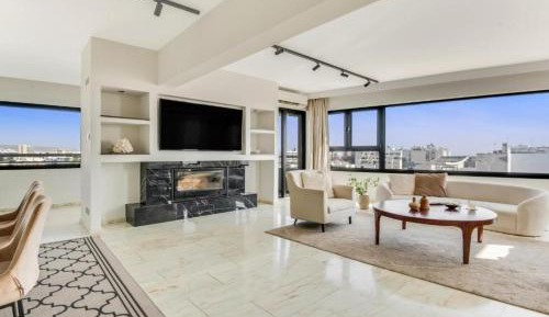 Penthouse Apartment
