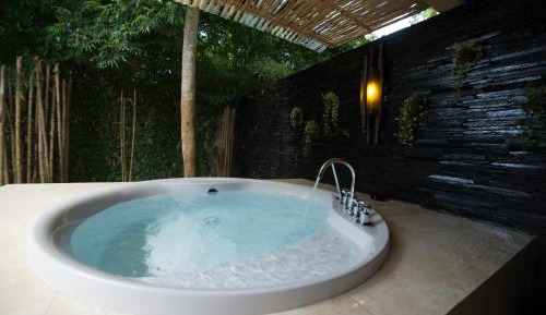  Suite - Beach Front
