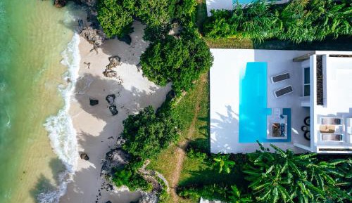 Villa - Beach Front