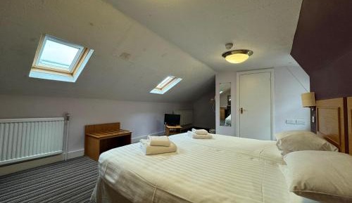 Economy Twin Room