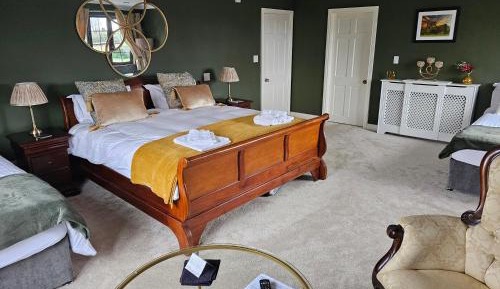 Superior King Room
