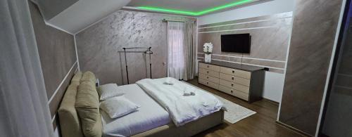 Suite with River View