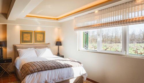 Suite with Garden View