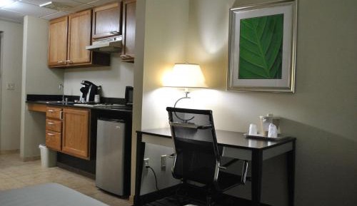 Double Room with Two Double Beds and Bath Tub - Disability Access