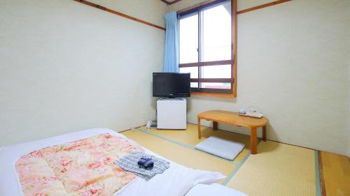 Economy Single Room