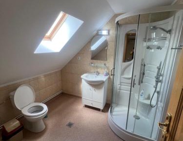 Twin Room with Shared Toilet