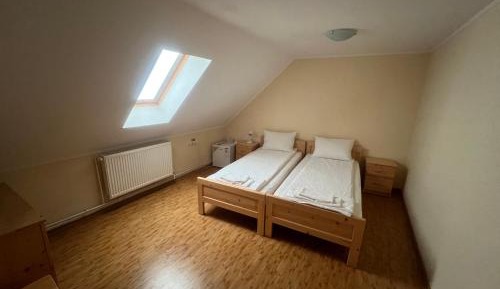 Twin Room with Private Bathroom