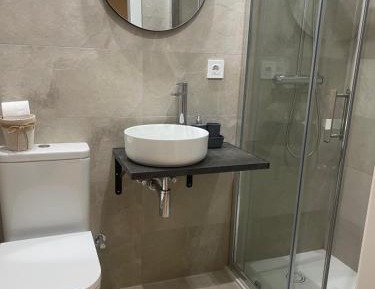 Single Room with Private Bathroom