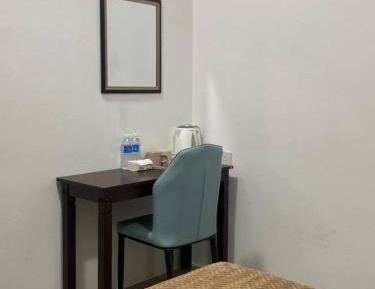 Standard Twin Room with Shared Bathroom