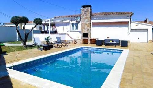 Villa with Private Pool