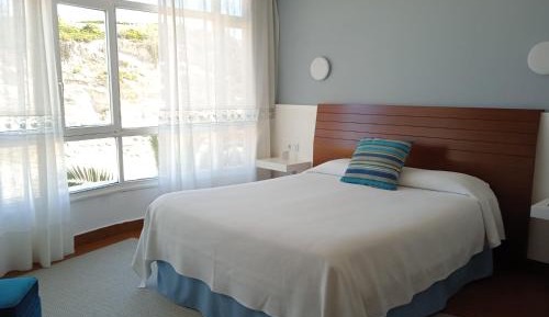 Double or Twin Room with Sea View