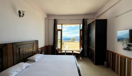 Double Room with Mountain View