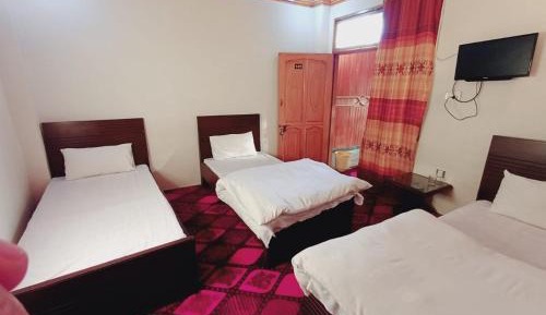 Basic Triple Room