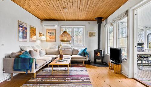 Three-Bedroom Holiday Home 