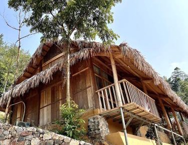 Deluxe Double or Twin Room with Balcony