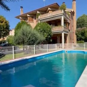 Six-Bedroom House