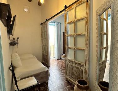 Triple Room with Private Bathroom