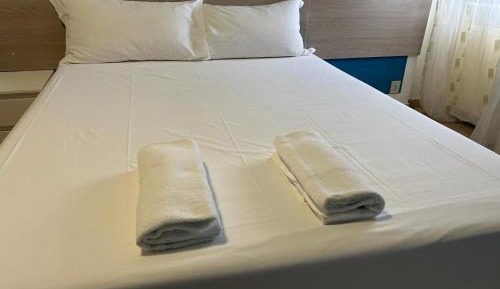 Standard Double Room with Shared Bathroom