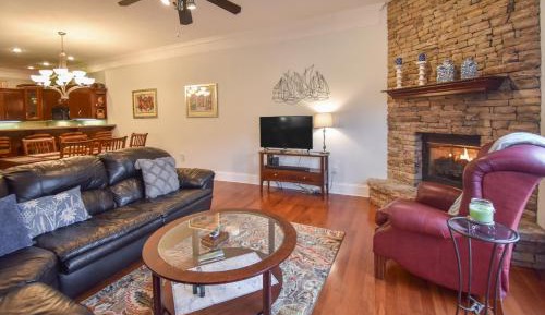 Two Bedroom Apartment 