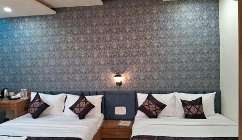 Classic Quadruple Room