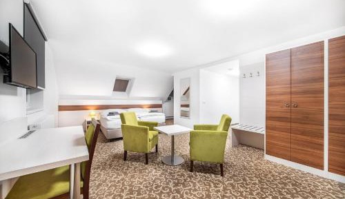 Deluxe Family Suite