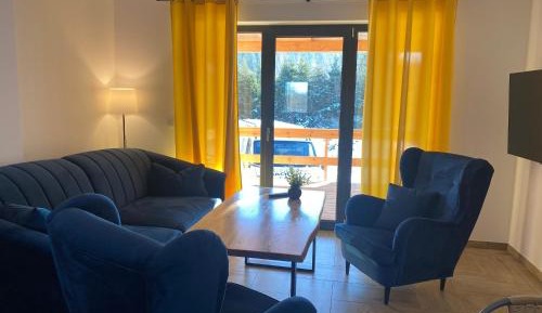 Two-Bedroom Deluxe Apartment with Balcony