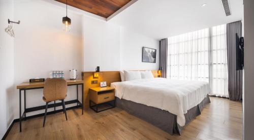 Deluxe Double Room with Balcony