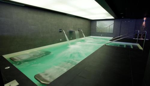 Double or Twin Room with Spa Access