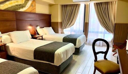 Executive Triple Room