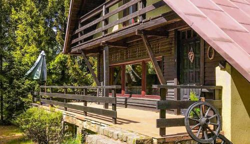 Three-Bedroom Holiday Home 