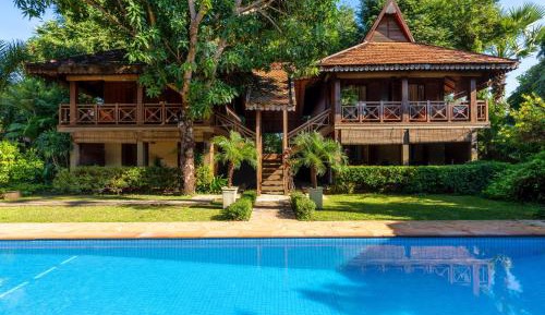 Double or Twin Room with Terrace