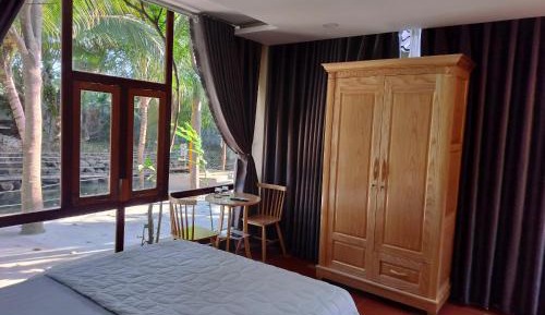 Superior Single Room with Lake View