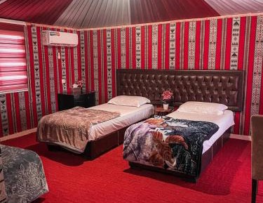 Triple Room with Mountain View