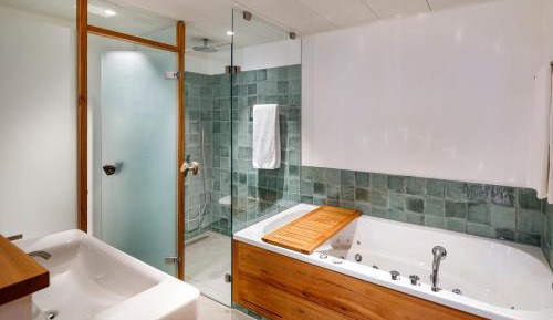 Deluxe Junior Suite